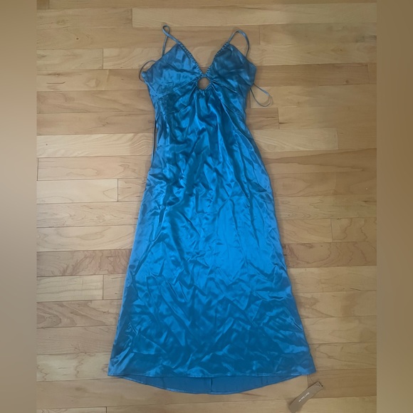 Unworn reformation Antoni dress - Picture 5 of 6